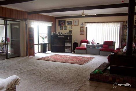 Property photo of 46 Diamond Head Drive Budgewoi NSW 2262