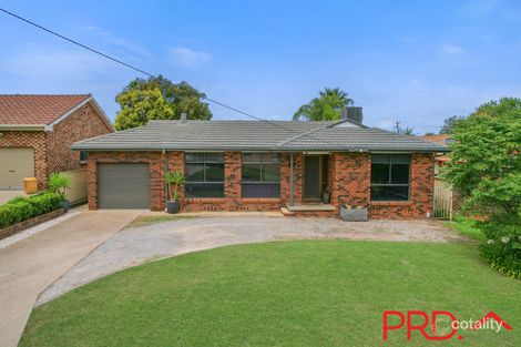 14 Kinarra St, South Tamworth, NSW 2340