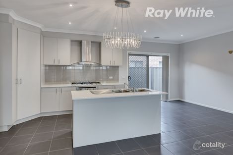 Property photo of 3 Ludeman Drive Wollert VIC 3750
