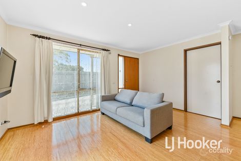 Property photo of 1/55 Leopold Crescent Hampton Park VIC 3976