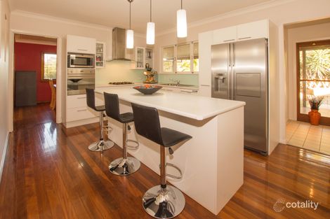 Property photo of 10 Sterculia Avenue Holland Park West QLD 4121
