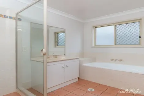 Property photo of 20 Summit Terrace Forest Lake QLD 4078