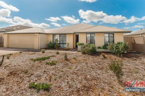 85 Barfield Rd, Hammond Park, WA 6164