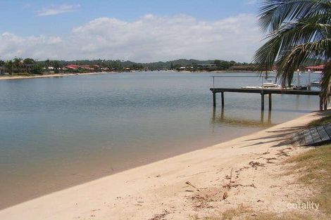 Property photo of 174 Tahiti Avenue Palm Beach QLD 4221