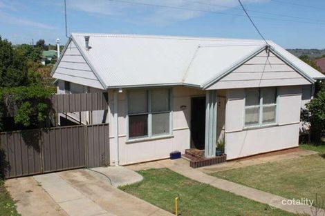 161 Macleay St, Mount Austin, NSW 2650