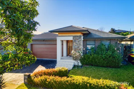 11 MUSCARI ST, THE PONDS, NSW 2769