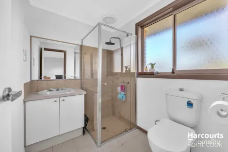 Property photo of 5 Simpson Court Werribee VIC 3030