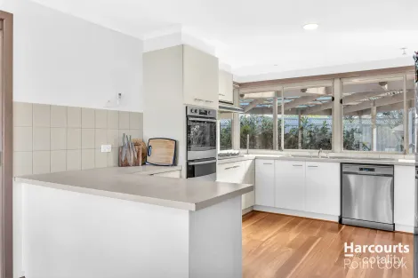 Property photo of 5 Simpson Court Werribee VIC 3030