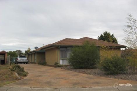 Property photo of 2 Lindrick Court Sunbury VIC 3429
