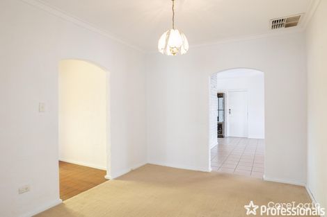 Property photo of 16 Currawong Way Thornlie WA 6108