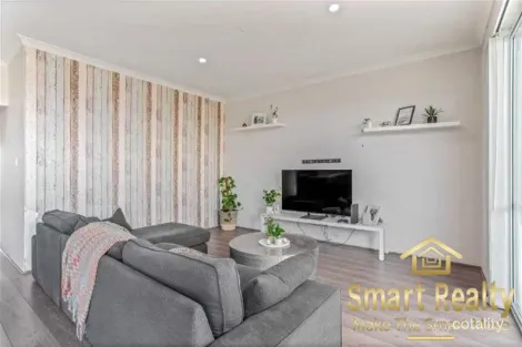 Property photo of 83 Bellas Circuit Piara Waters WA 6112