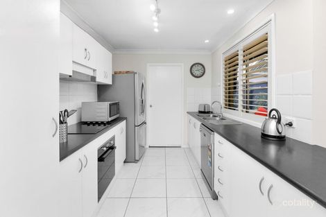 Property photo of 6 Tarawa Road Lethbridge Park NSW 2770