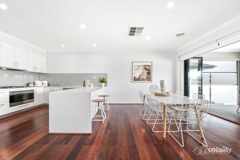 Property photo of 7 Parkhart Circle Sandhurst VIC 3977