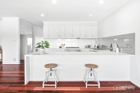 Property photo of 7 Parkhart Circle Sandhurst VIC 3977