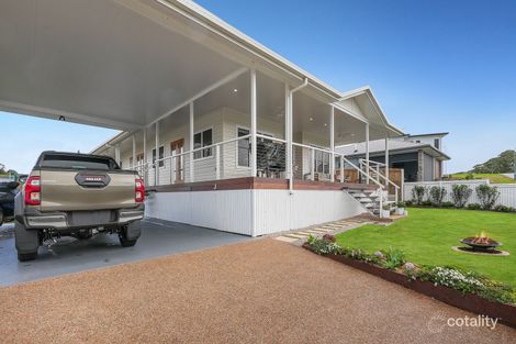 Property photo of 8 Waterfront Terrace Yungaburra QLD 4884