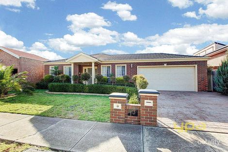 13 Muirs Ct, Taylors Lakes, VIC 3038