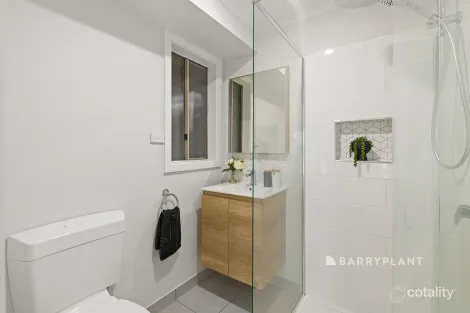 Property photo of 17 Justin Court Narre Warren VIC 3805