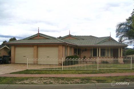 90 Edinburgh Cct, Cecil Hills, NSW 2171