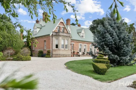 Property photo of 90 Mona Vale Road Ross TAS 7209