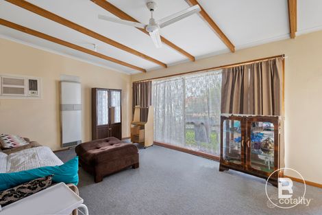 Property photo of 1/4 Hedley Court White Hills VIC 3550
