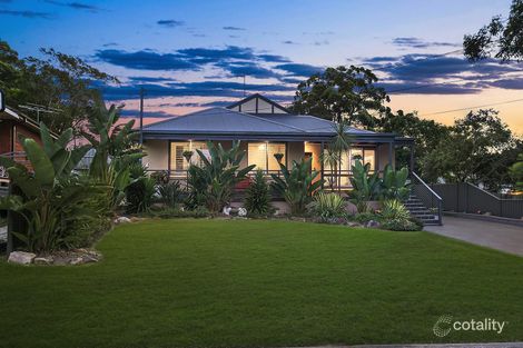 11 Ulolo Ave, Hornsby Heights, NSW 2077