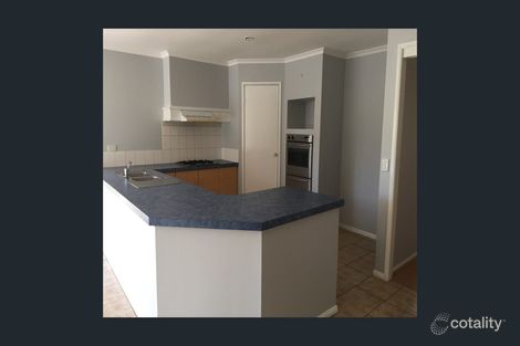 Property photo of 22 Phoenix Court Roxburgh Park VIC 3064