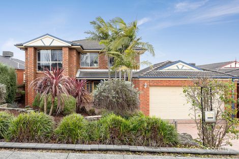 4 Paris Ct, Mooroolbark, VIC 3138