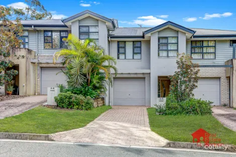 3/8 Seashell Ave, Coomera, QLD 4209