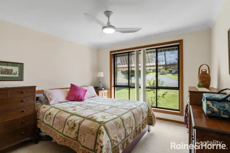 Property photo of 9 Toorak Close Mollymook Beach NSW 2539