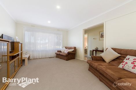 Property photo of 21 Erindale Avenue Deer Park VIC 3023