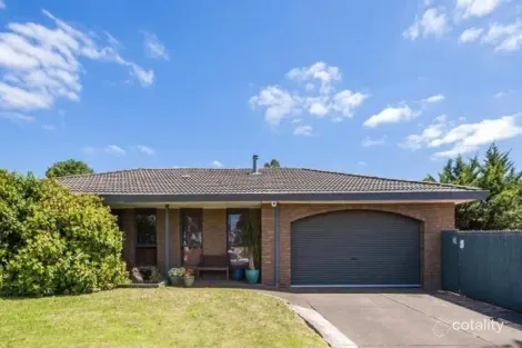 Property photo of 12 Vineyard Road Sunbury VIC 3429