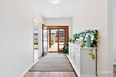Property photo of 15 Marloo Lane Quinns Rocks WA 6030