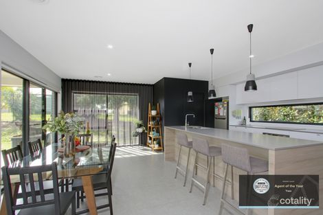 Property photo of 10 Martin Close Yass NSW 2582