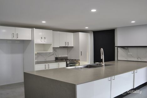 Property photo of 20A Pokolbin Place Edensor Park NSW 2176
