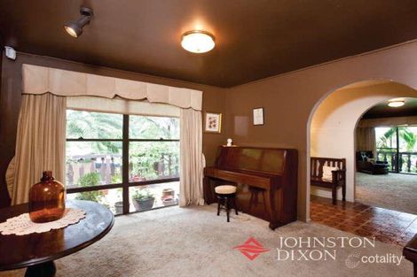 Property photo of 11 Fenchurch Street Fig Tree Pocket QLD 4069