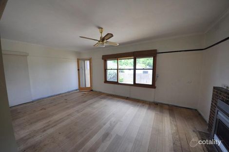 Property photo of 4 Colin Street Drouin VIC 3818