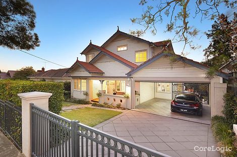 Property photo of 9 Woodvale Grove Essendon VIC 3040