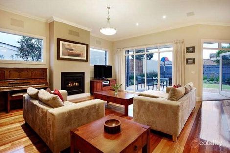 Property photo of 14 The Highway Bentleigh VIC 3204