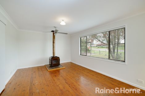 Property photo of 21 The Broadway Killingworth NSW 2278