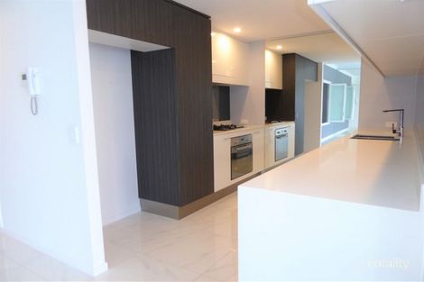 Property photo of 31109/5 Harbour Side Court Biggera Waters QLD 4216