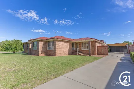 Property photo of 8 Koala Place Forbes NSW 2871