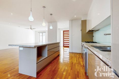 Property photo of 2/14 Longview Avenue Bentleigh East VIC 3165