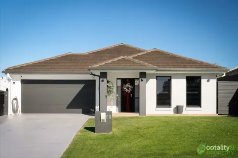 Property photo of 41 Castlewellan Circuit Warner QLD 4500