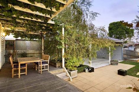 Property photo of 5 Beaconsfield Parade Northcote VIC 3070