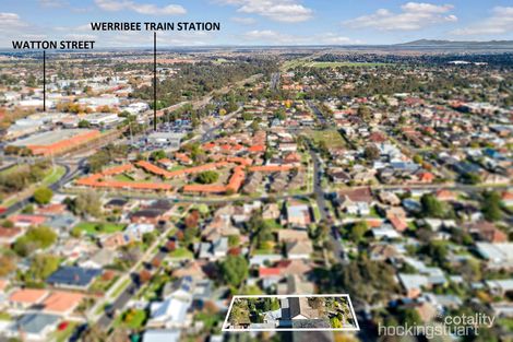 Property photo of 3 Scotsburn Grove Werribee VIC 3030