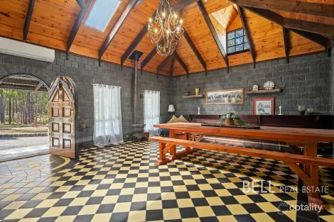 Property photo of 17 Oxford Downs Road Macclesfield VIC 3782