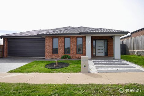 Property photo of 3 Sunridge Avenue Warragul VIC 3820