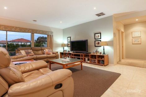 32 Seaview Ave, Safety Beach, VIC 3936