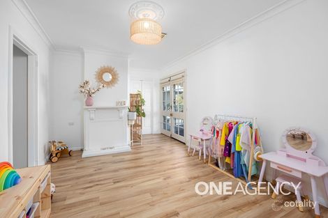 Property photo of 23 Gilmore Avenue Mount Austin NSW 2650