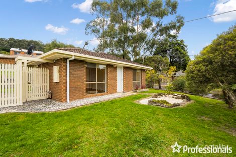 Property photo of 8 Trafalgar Crescent Lilydale VIC 3140